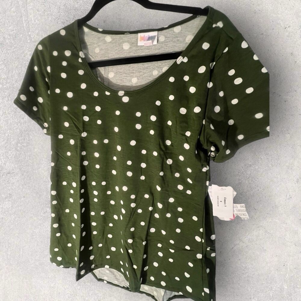 LuLaRoe Classic T - nwt- Small-Green And White Polka Dots